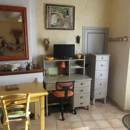 Apartment Studio Dans Maison De Village
